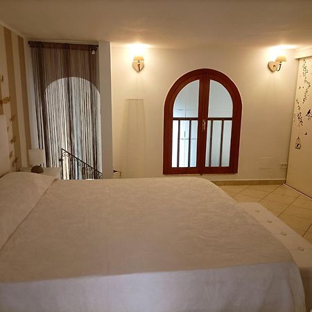 La Casa Di Kiki Lejlighed Mola di Bari Eksteriør billede